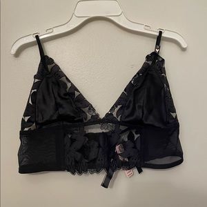 NWT Victoria’s Secret Luxe Lingerie Bralet…